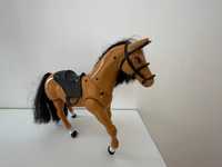 Лошадь игрушечная от бренда Defa Lucy