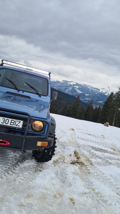 Vand sau schimb Suzuki Samurai 1.3