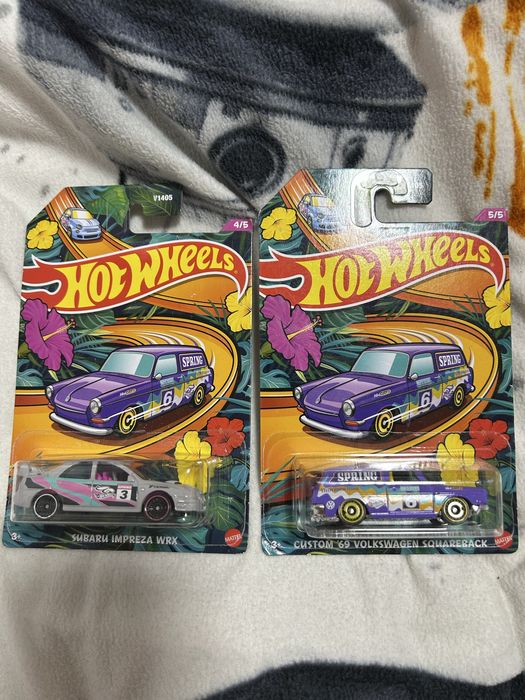 Lot Hot Wheels (41 buc )