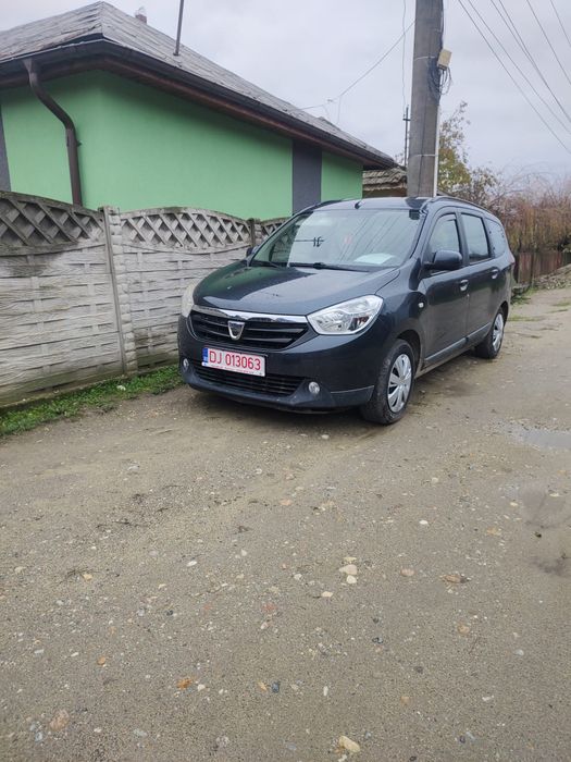 Dacia Lodgy 2013