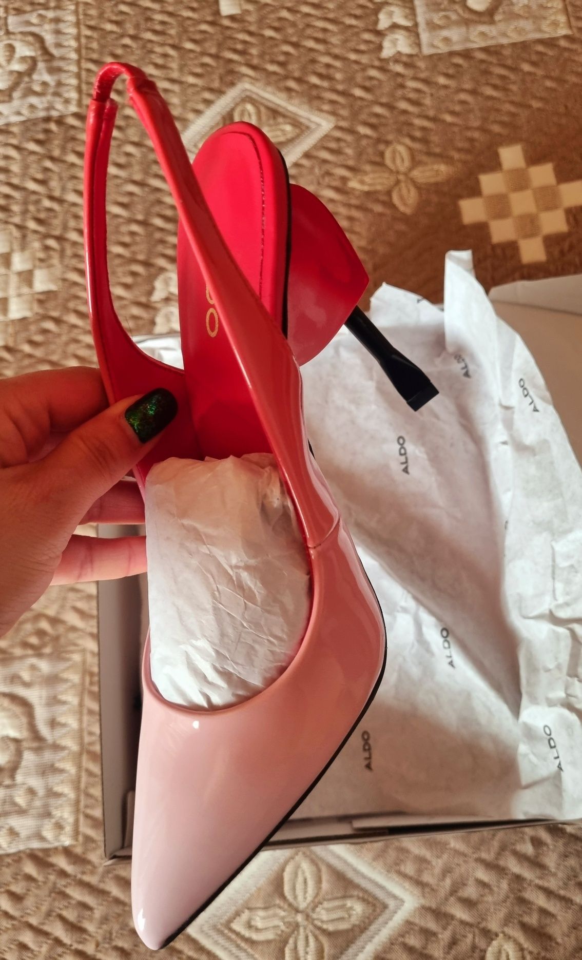 Разкошни кукленски сандали Aldo