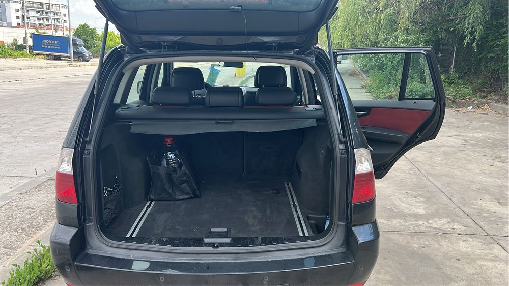 Vand bmw x3 2009 177cp 2000 disel de culoare neagra cu gipies