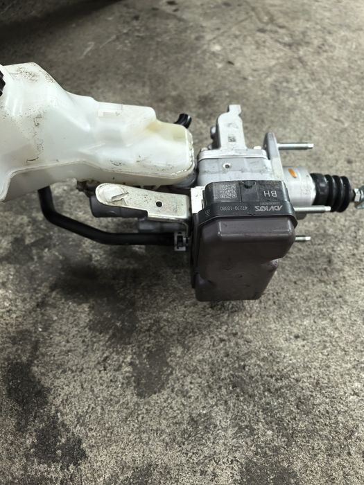 Спирачна помпа/Brake Pump за Toyota CHR
