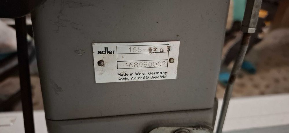 Бутилкива шевна машина Dürkopp Adler.