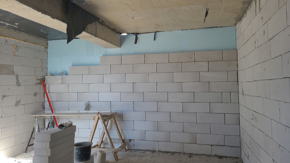 Execut lucrări de zidarie tencuiala curațenie sub soluri instalație