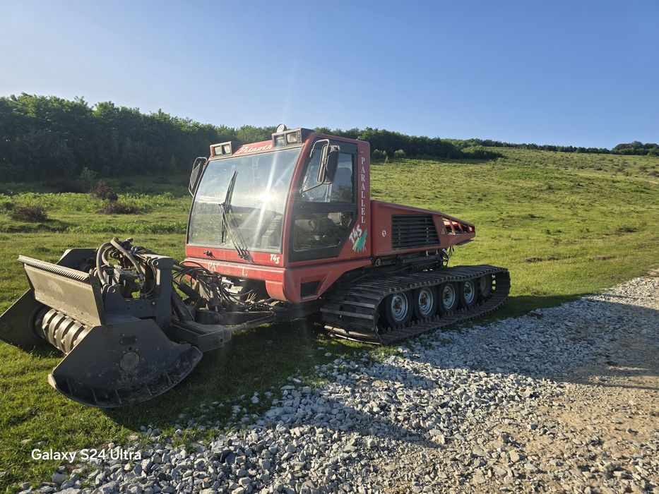 Vând tocator forestier motor de scania 350
