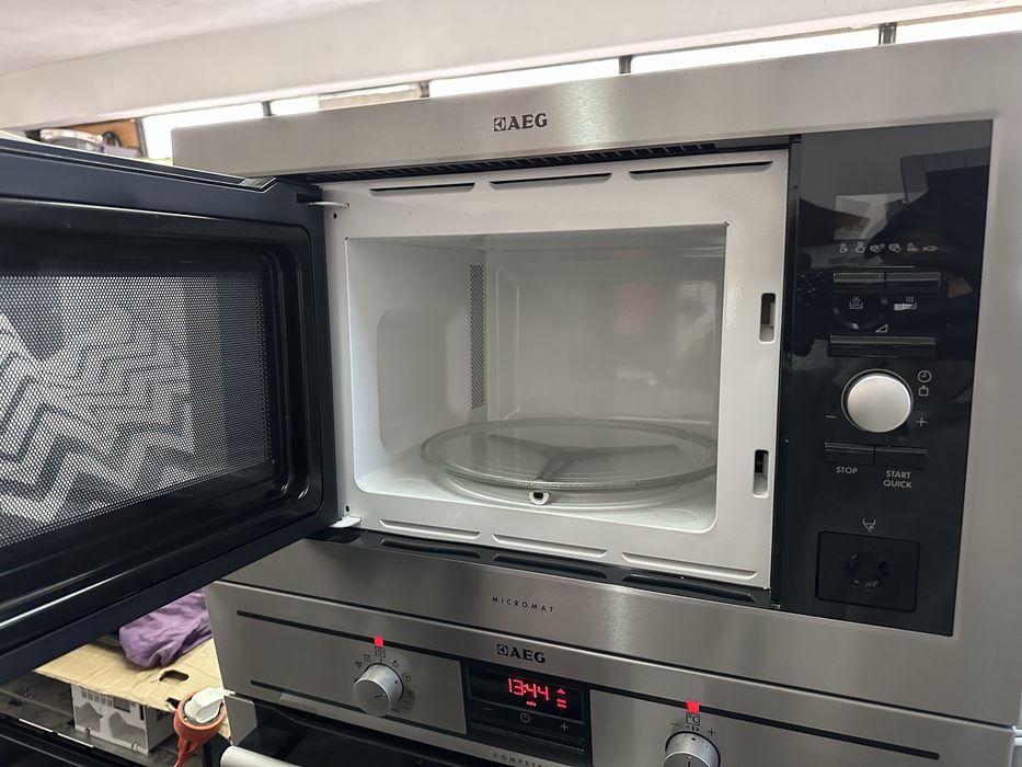 Фурна за вграждане АЕГ/AEG