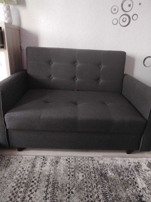 Canapea extensibilă cu 2 locuri