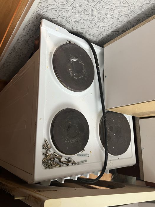 Плита продам за символический 10,000