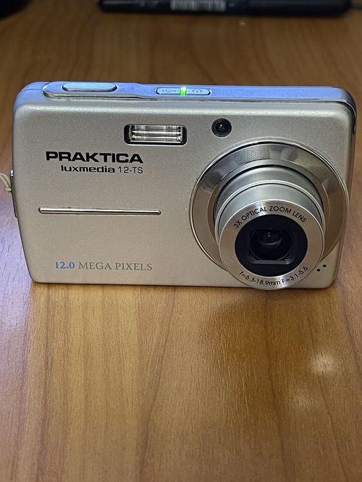 Aparat foto marca Praktica 12 Mp