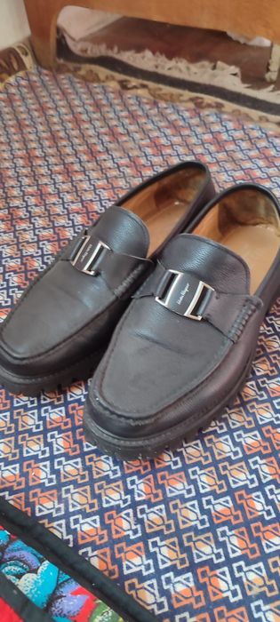 Salvatore Ferragamo 44 razmer