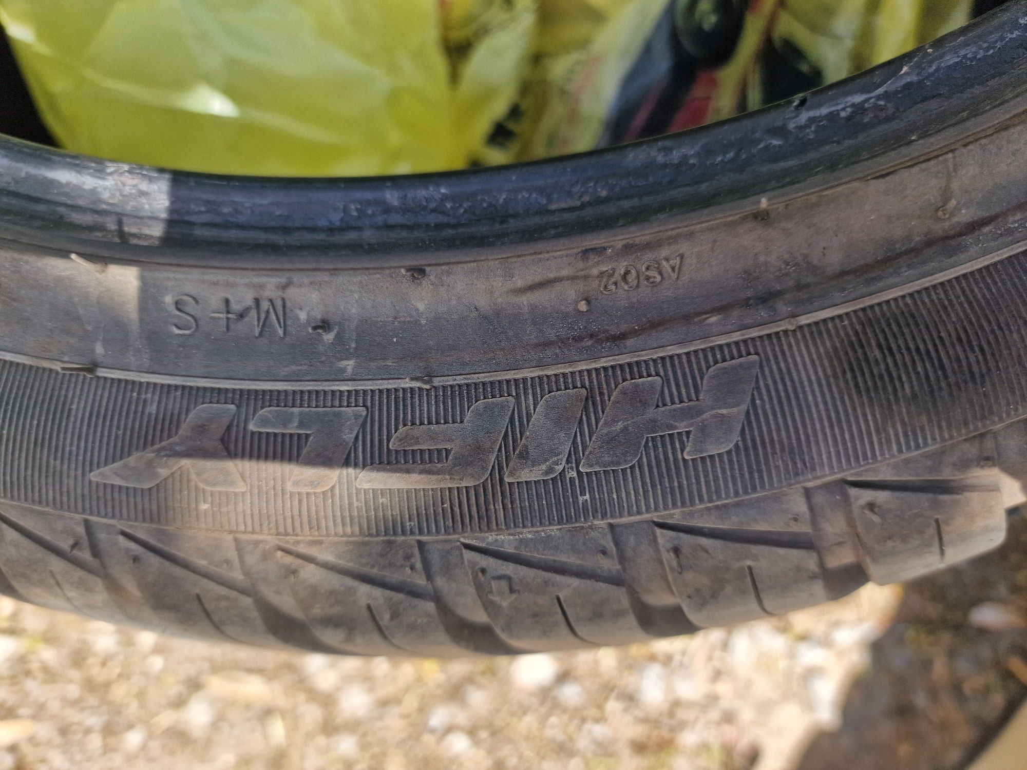 Всесезонни гуми 235/40/18