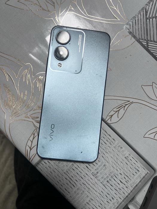 Продается телефон