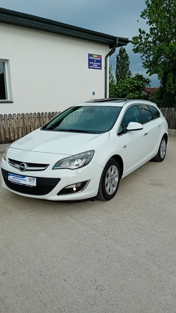 Opel Astra j Facelift Ful Piele*Bi-xenon