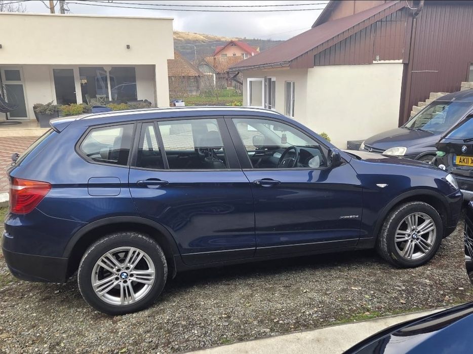 Dezmembrez Bmw X3 2.0d 184cp  Capotă Motor Ușa grup față