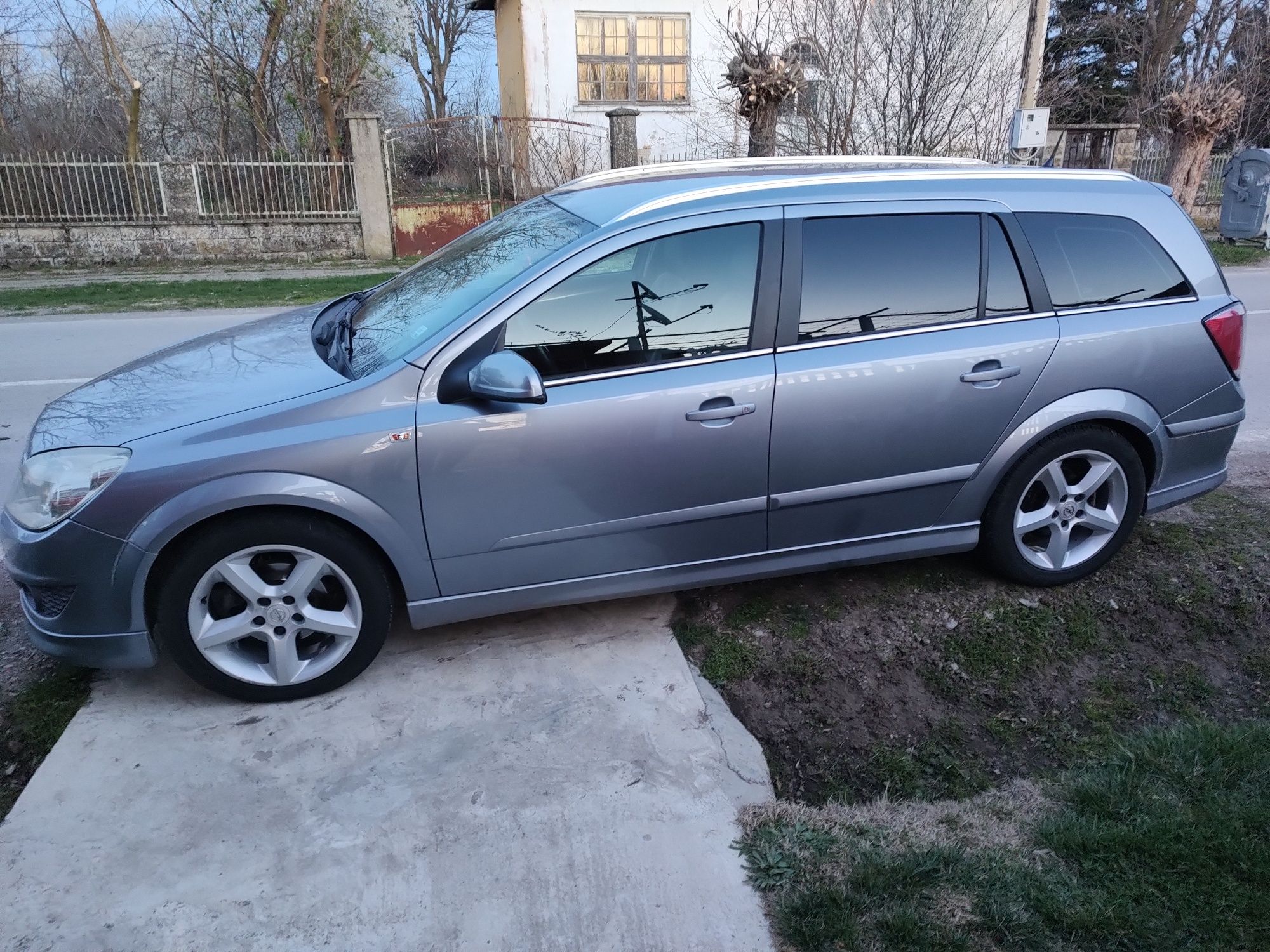 Opel Astra H Caravan