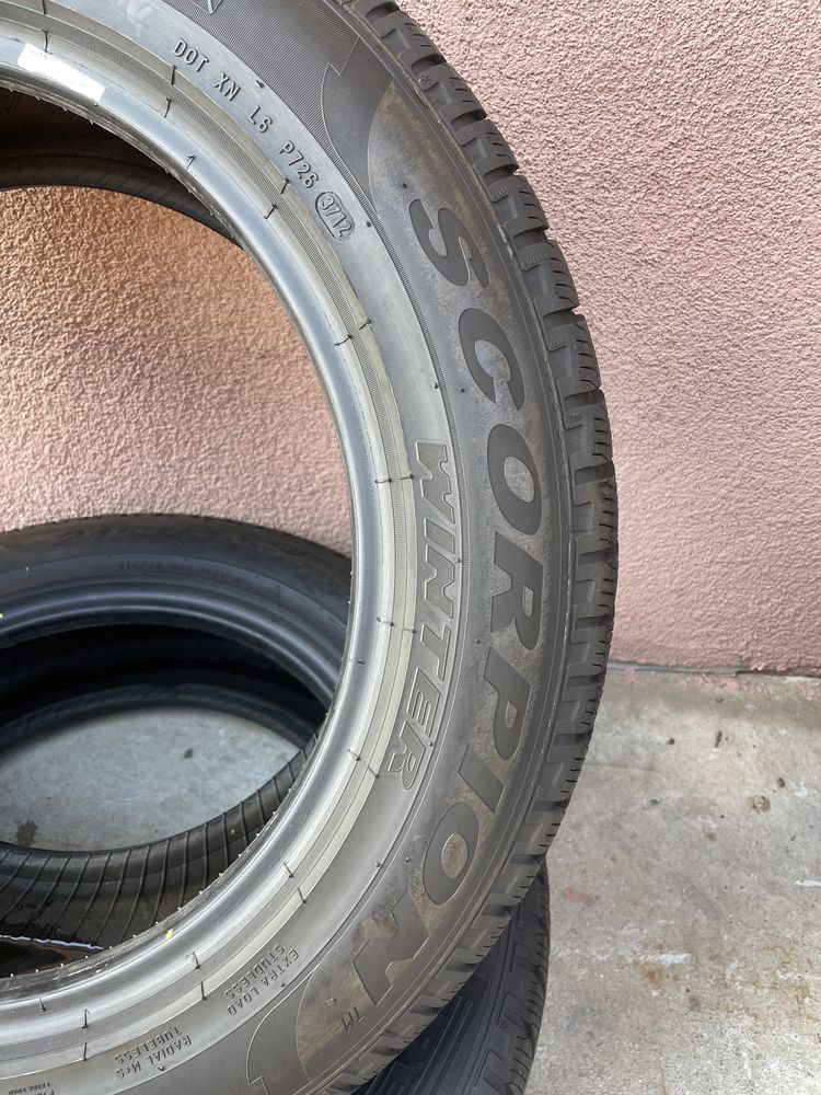 4бр.Зимни гуми PIRELLI SCORPION WINTER/Пирели/215/60/R17/dot3612