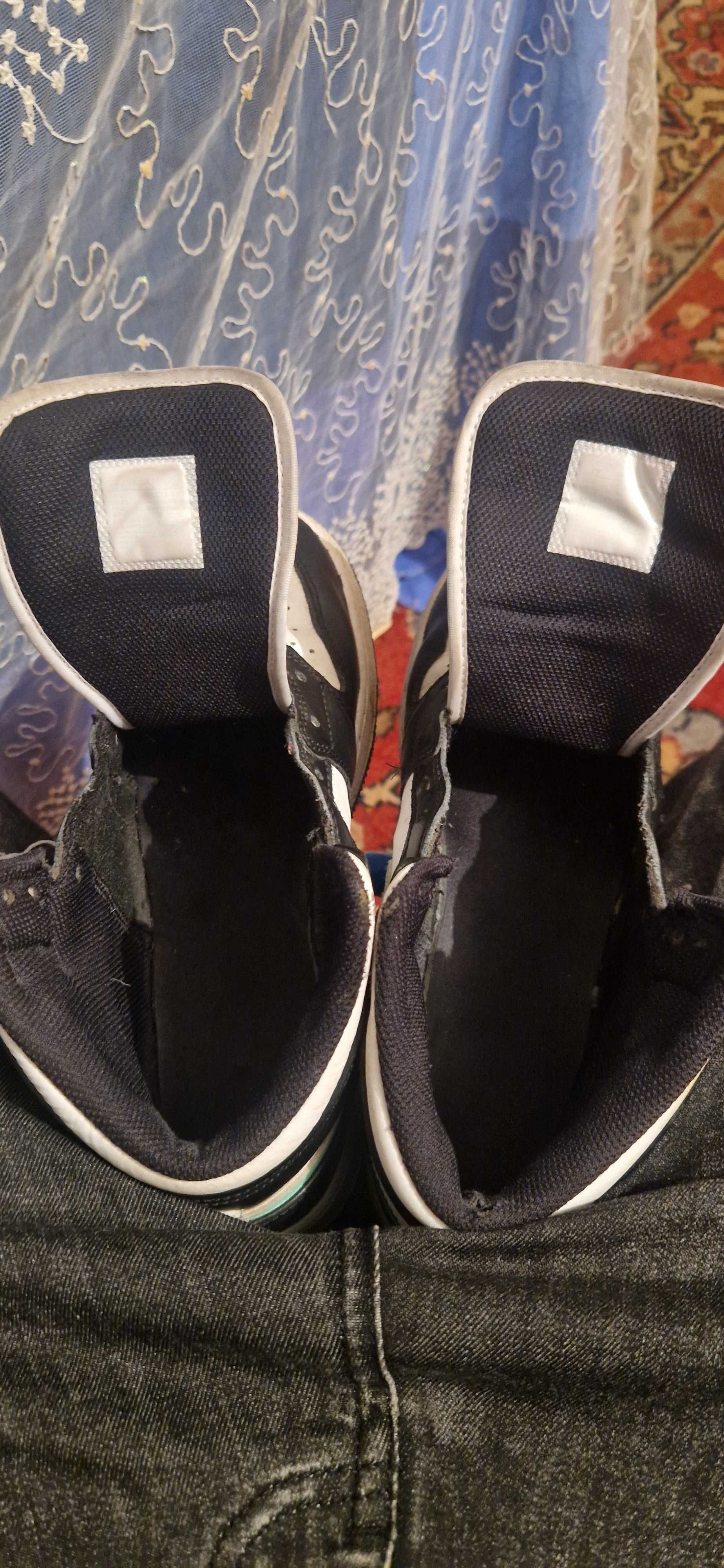 Jordan 1 mid mai multe in bio