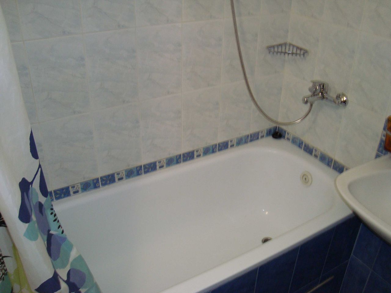 Дава се под наем Мезонет в Пловдив, Кършияка - 120 кв.м за 663 € - Снимка #16
