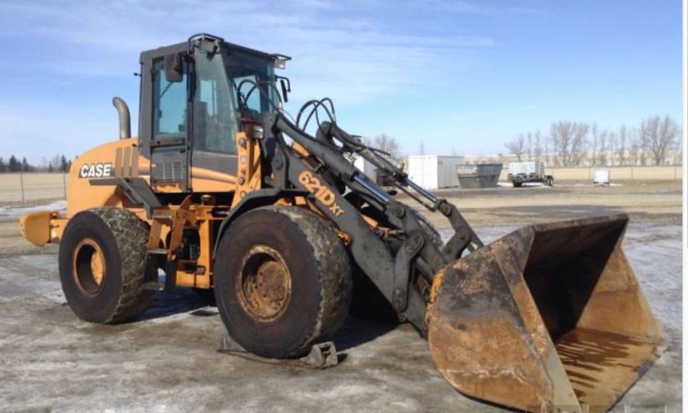 Dezmembrez încărcător frontal Case 621DXT, 621D, 621E – piese utilaj