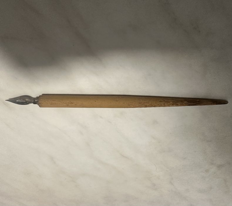 Дървена писалка