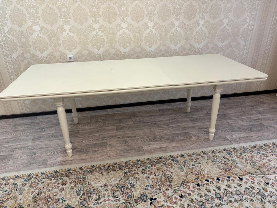 Стол гостевой в длину 2.5 метра
