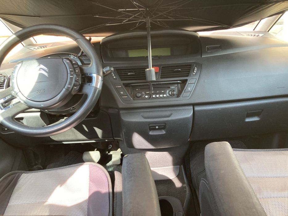 Vand Citroen Picasso 2012 cu cutie robotizata