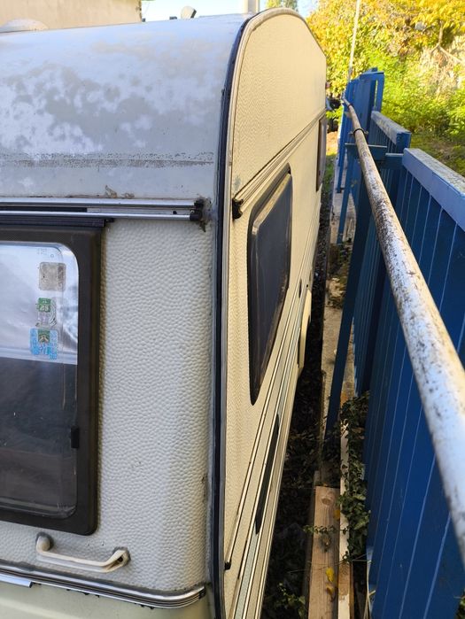 Каравана две сепарета