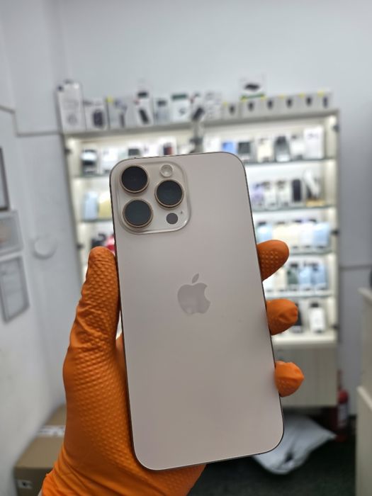 iPhone 16 Pro Max / Desert Titanium / 256 GB / Baterie 100% / Garanție