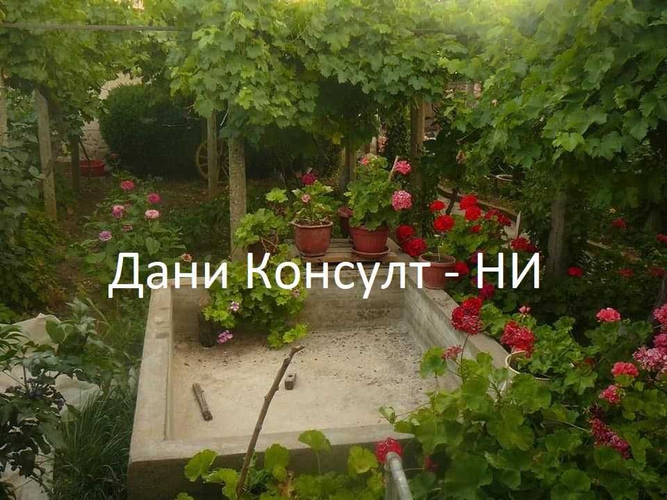 Къща на две нива в с. Орловец