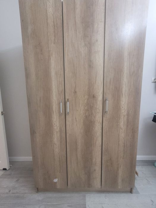 Шкаф плательный новый