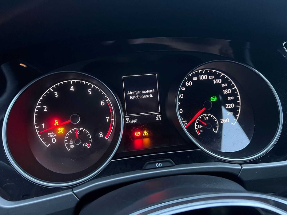 Vw Touran 2020 DSG 1.5 tsi benzina Avariat 45.000 km 7 locuri!!!