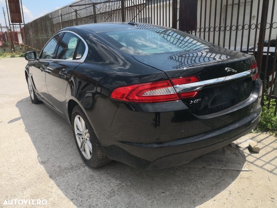 dezmembrez jaguar xf 2.2 euro5 facelift 224DT 2179 cmc 163 cp 190