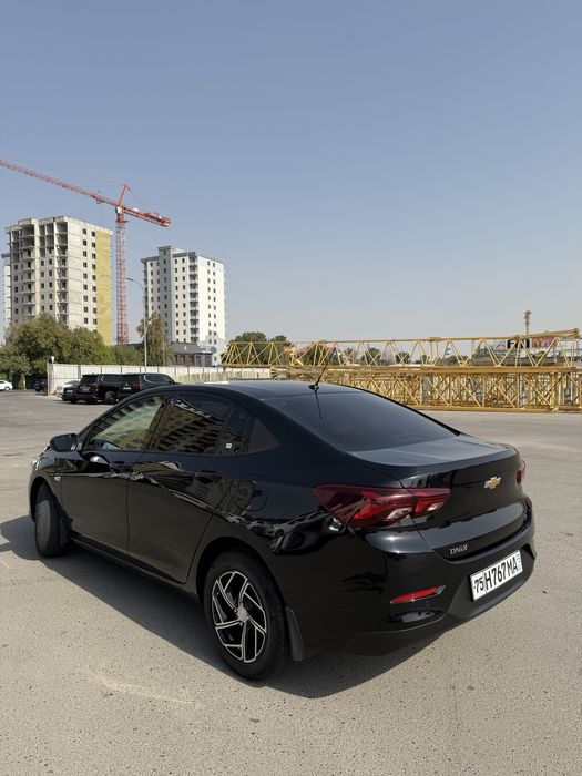 Chevrolet Onix 3 LT MT