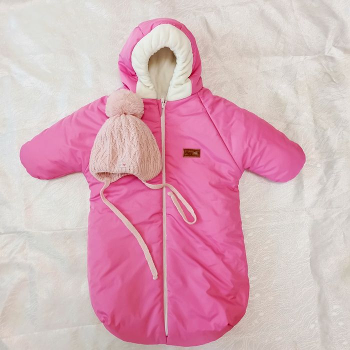 Продам комбинезон-кокон + шапочка в подарок