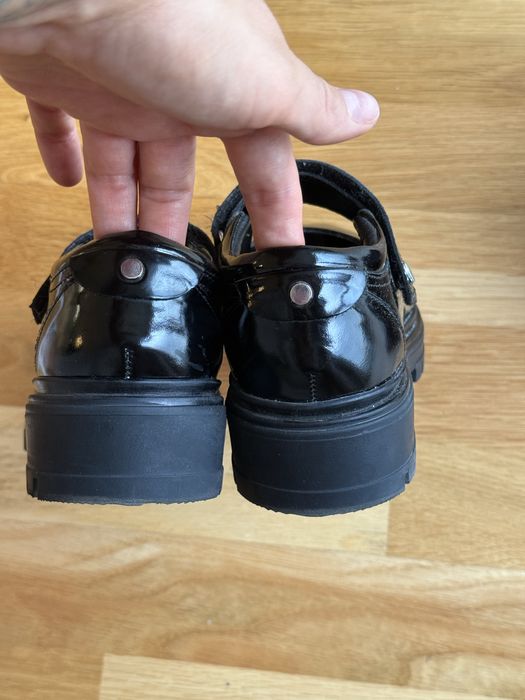 Детски лачени обувки 31 номер CCC