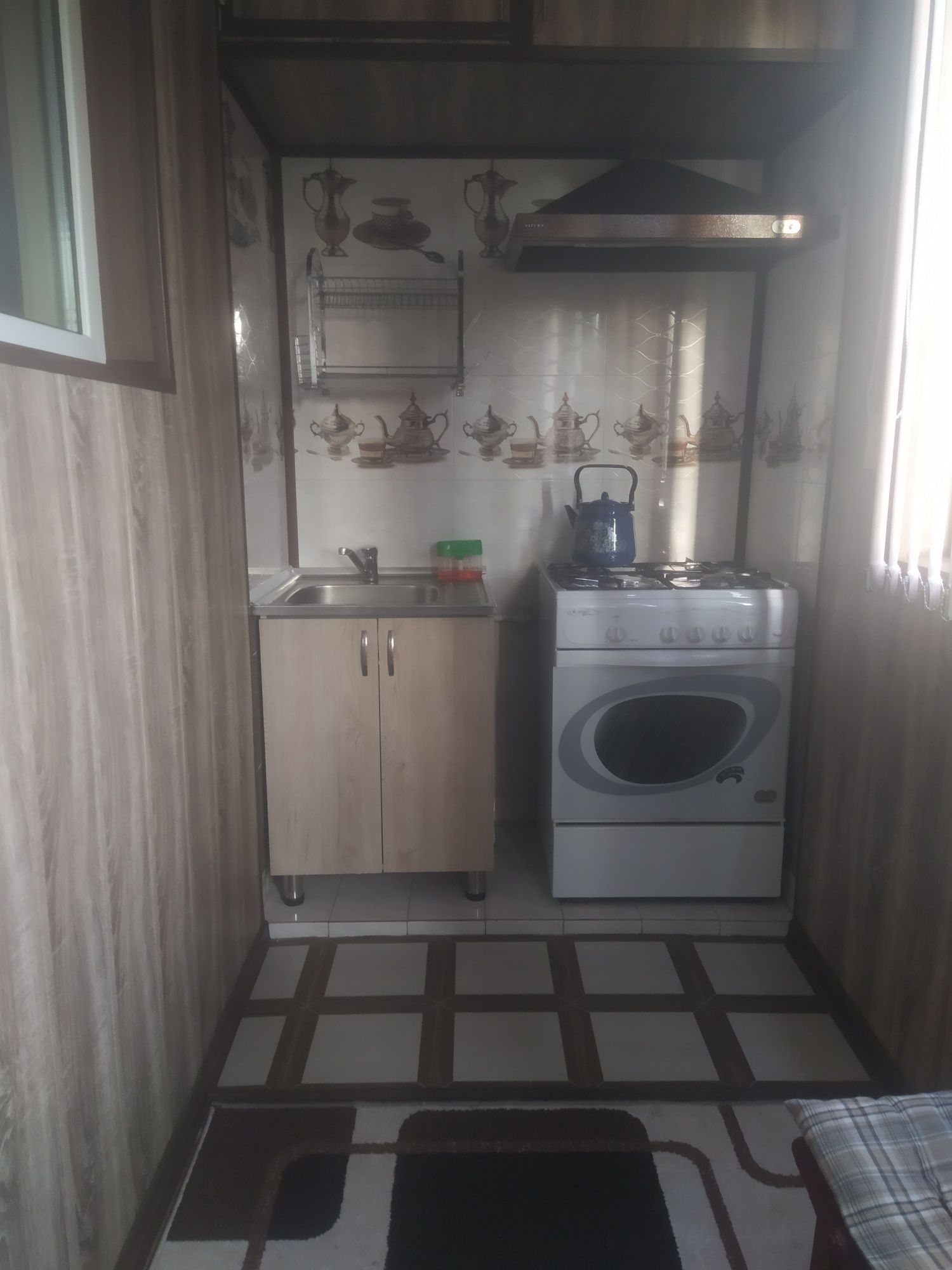 Сдаётся квартира 1в2,3этаж, Чилонзар 21