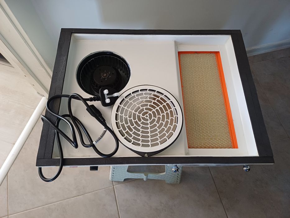 Прахоуловител за маникюр