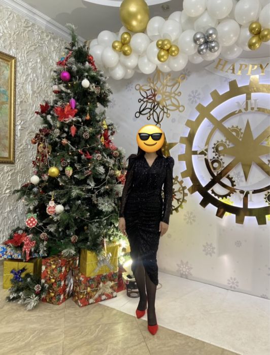 Жаңа жылдық көйлек 8.000 тг