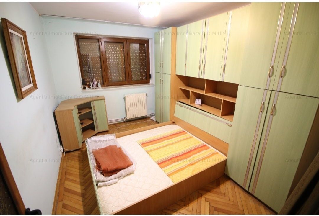 Vând apartament 2 camere ( spațiu comercial)