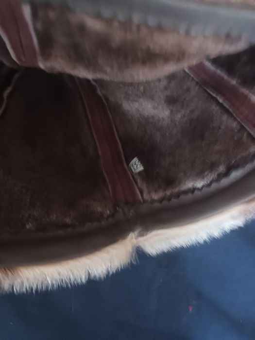 Продам 2 классные шапки