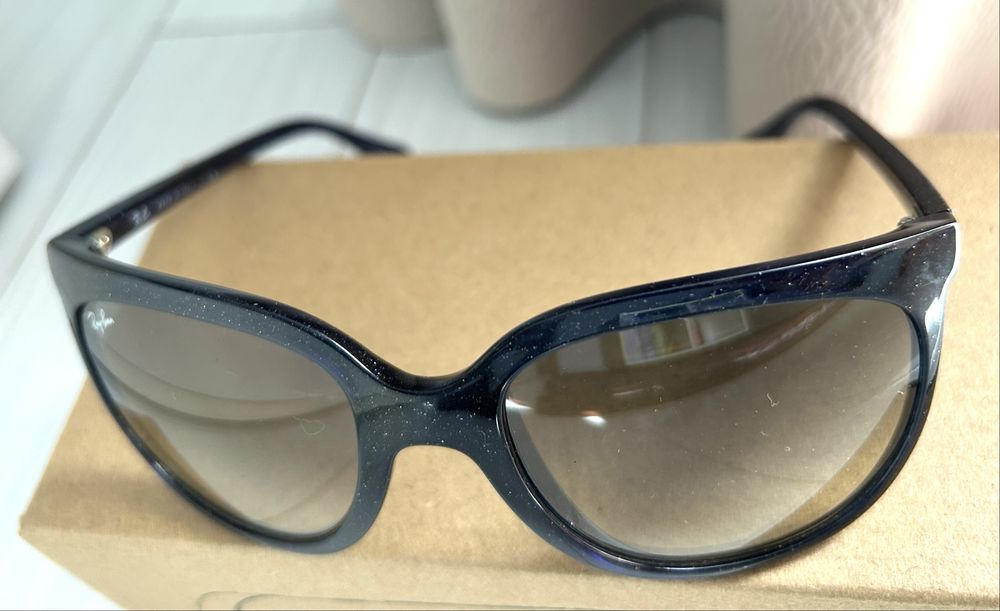 Ray-Ban ochelari de soare dama