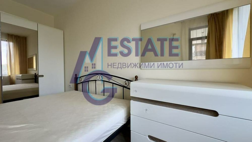 Просторен и светъл двустаен апартамент с югоизточно изложение в