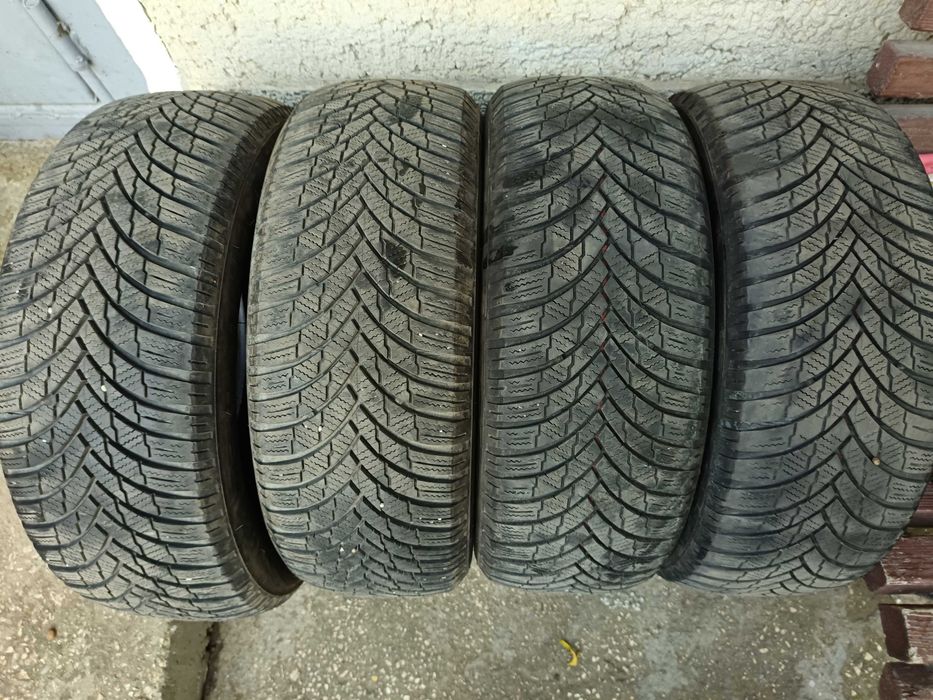 Зимни гуми Firestone 205 55 16