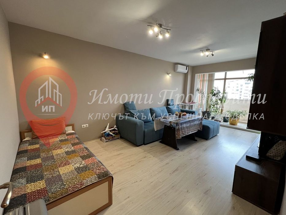 Продава се Тристаен апартамент в София, Люлин 8 - 76 кв.м за 2172 €/кв.м - Снимка #1