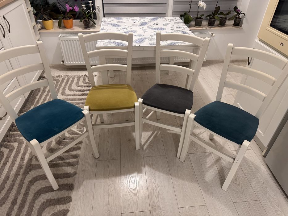 Masa bucatarie extensibila + scaune