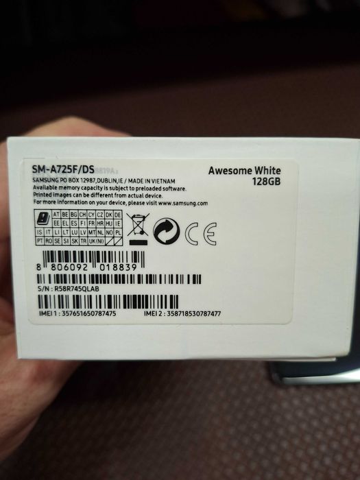 Продавам телефон Samsung A72