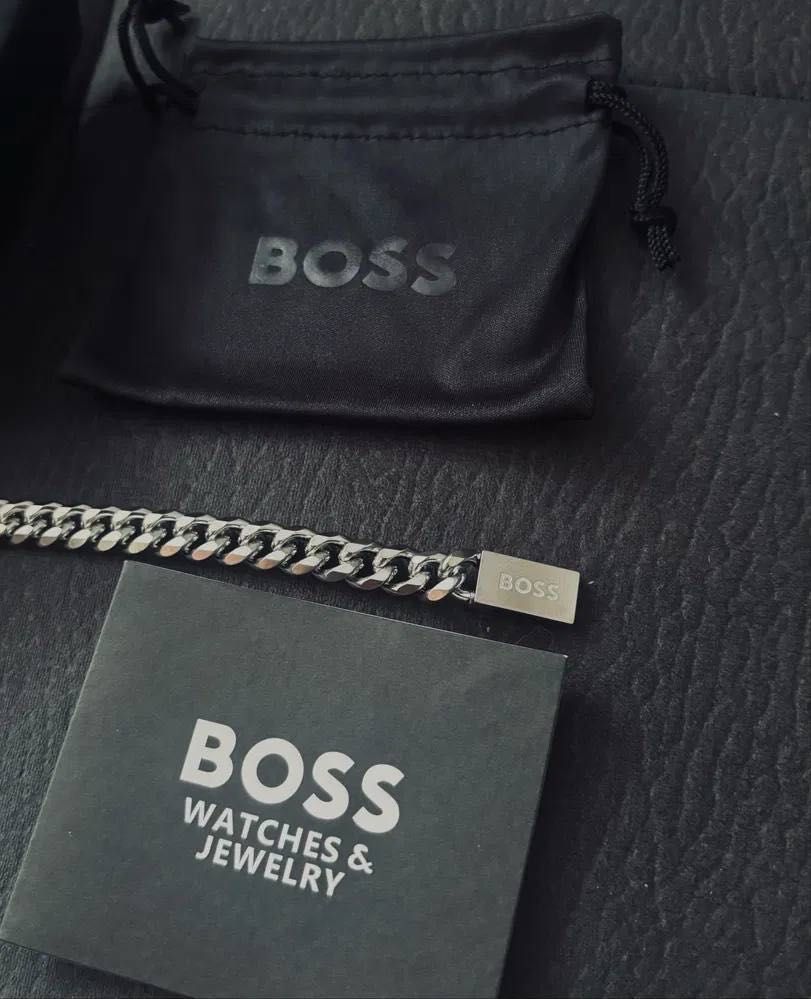 Нова Гривна BOSS