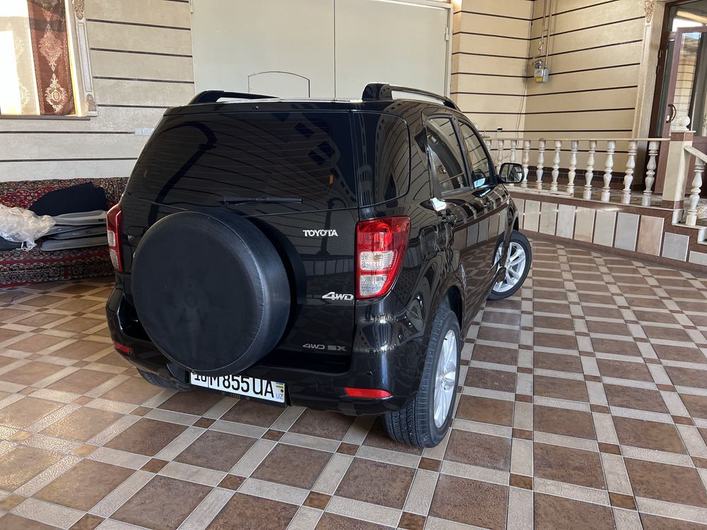 Tayota Rav4 srochna sotiladi xolati zor naxtka sotiladi