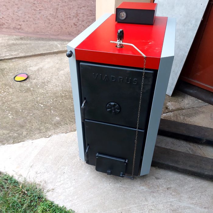 Vand centrala (cazan) Viadrus din fonta 30 kw 6 elementi
